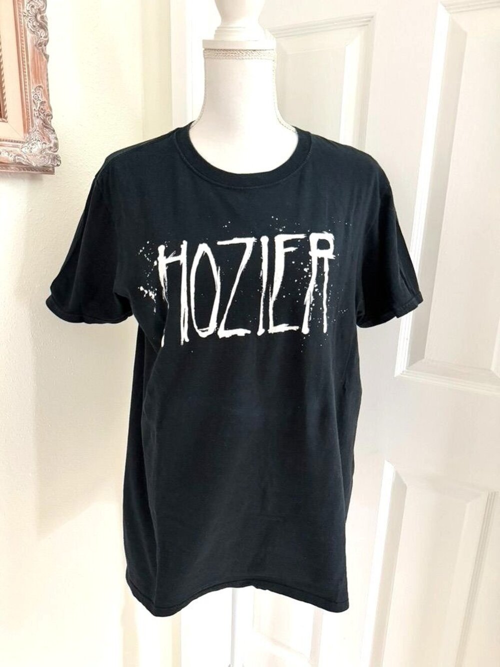 Hozier Gildan Soft Spun Black Concert T-Shirt Size Medium Cotton Pre-Shrunk B41 - Picture 5 of 8